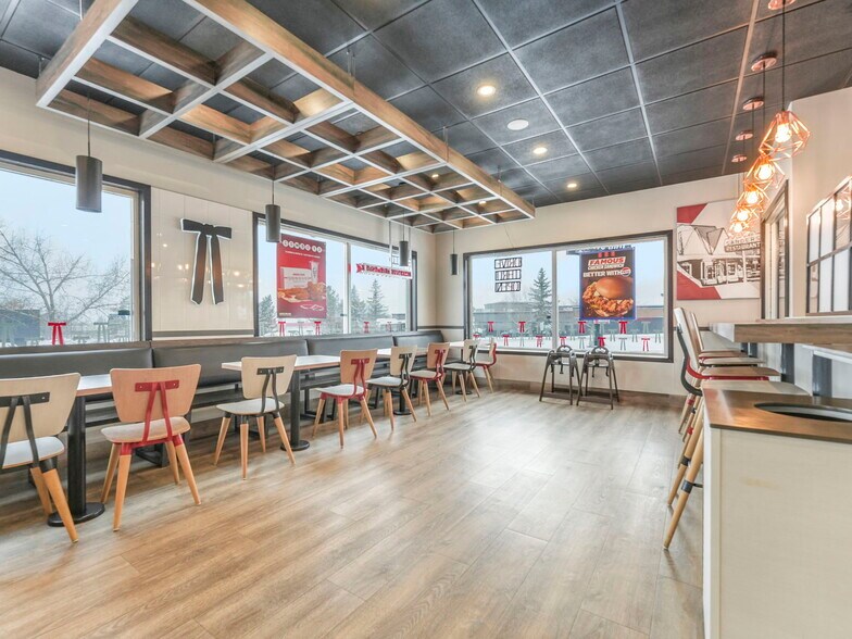 More Photos Of 51 Kaska Rd, Sherwood Park Fast Food For Sale