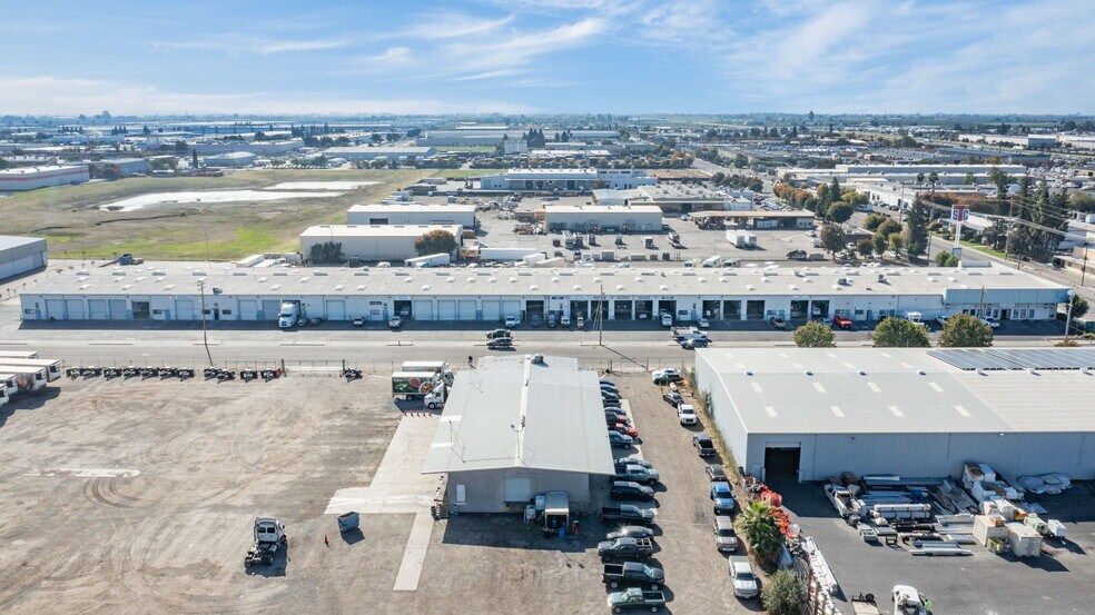 More Photos Of 2695 S Cherry Ave, Fresno Warehouse For Lease
