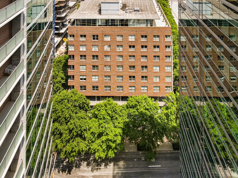 More Photos Of 845 Spring St NW, Atlanta Apartments For Sale