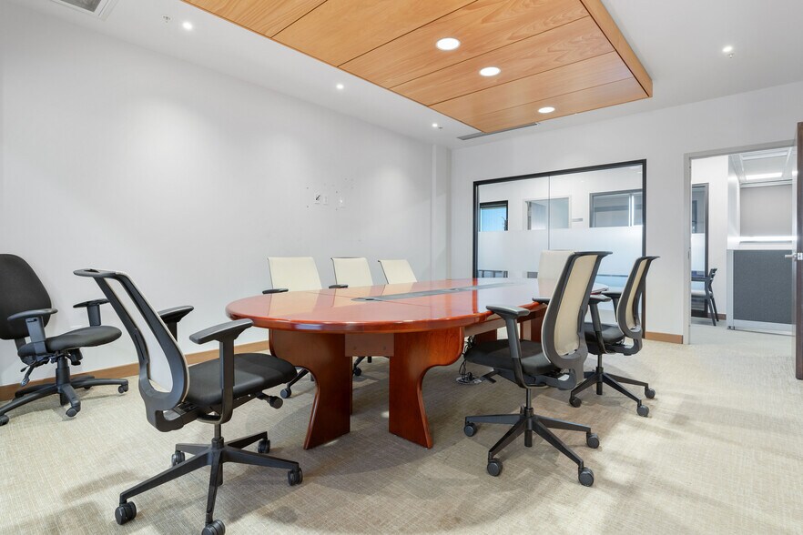 More Photos Of 1403-1405 W 2200 S, Salt Lake City Office For Lease