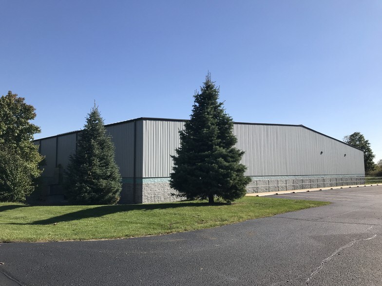 More Photos Of 4491 Mayflower Rd, South Bend Warehouse For Lease