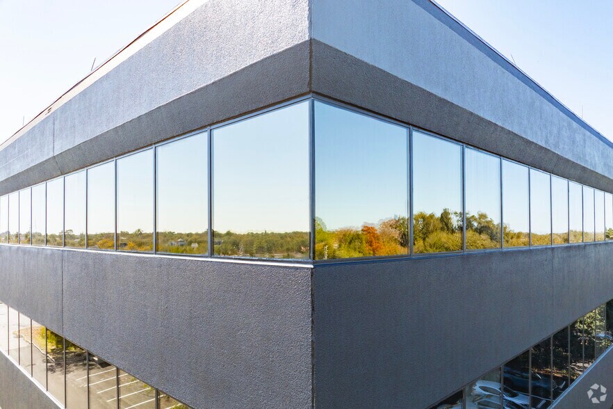 More Photos Of 6698 68th Ave N, Pinellas Park Coworking Space