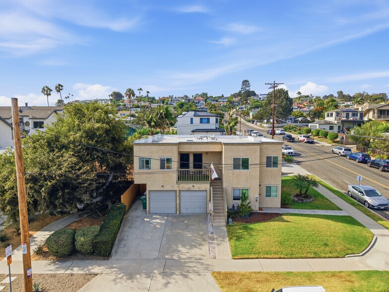 More Photos Of 1676 Chalcedony St, San Diego Apartments For Sale