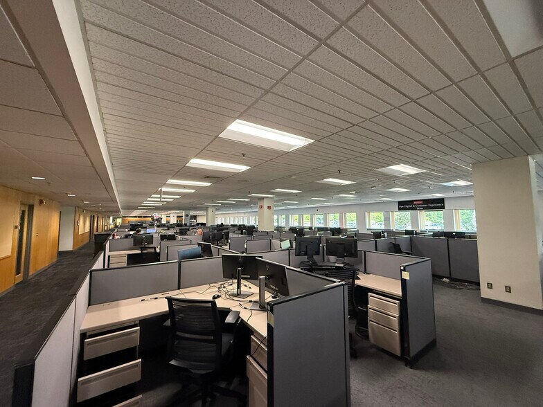 More Photos Of 95 Amaral St, Riverside Office For Sale