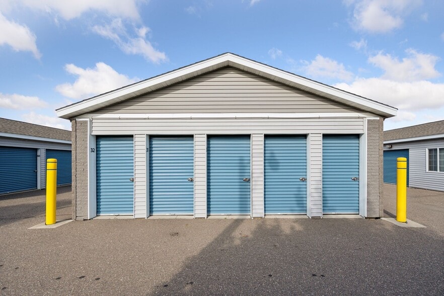 More Photos Of 4011 Maciver Ave NE, Saint Michael Self Storage For Sale