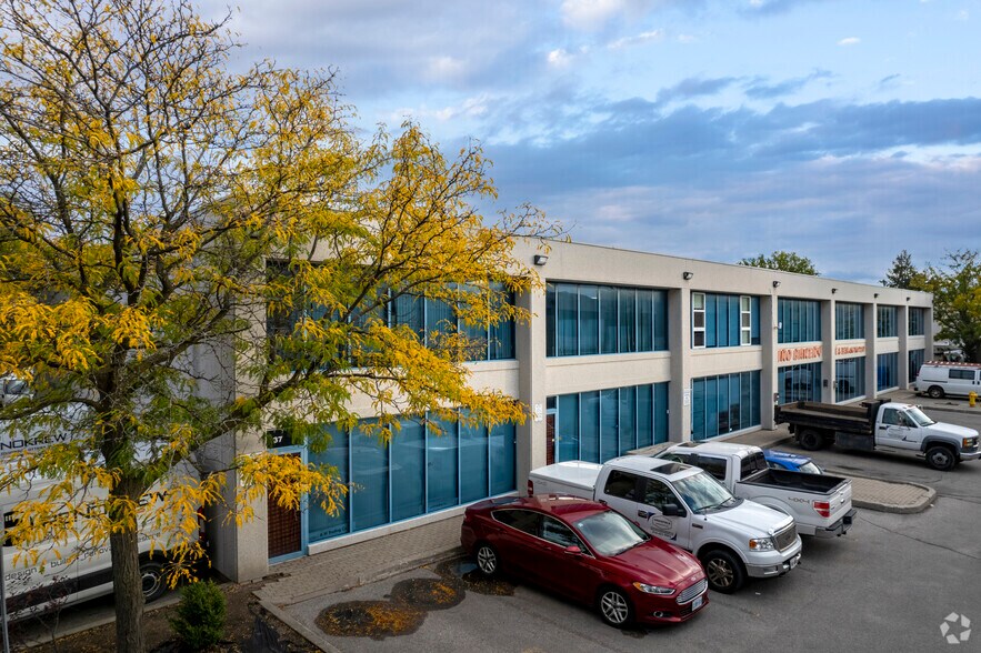 More Photos Of 130 Industry St, Toronto Showroom For Lease