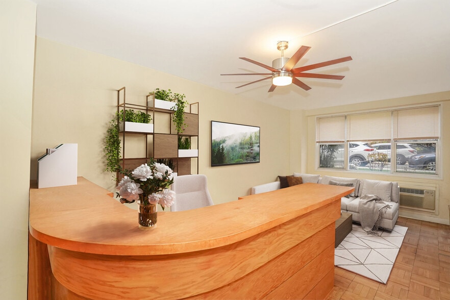 More Photos Of 11050 71st Rd, Forest Hills Apartments For Sale