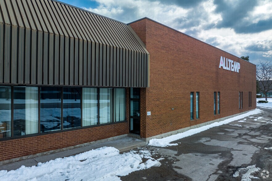 More Photos Of 827-841 Brock Rd, Pickering Warehouse For Lease