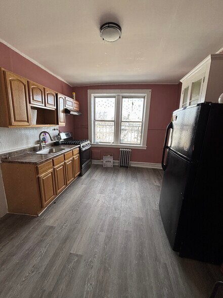 More Photos Of 53 N Day St, Orange Apartments For Sale