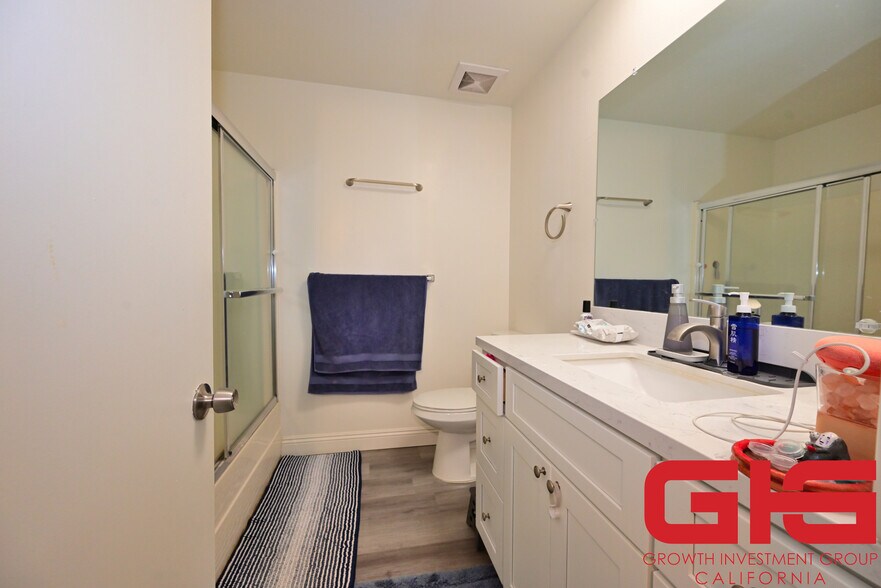 More Photos Of 121 E Live Oak St, San Gabriel Apartments For Sale