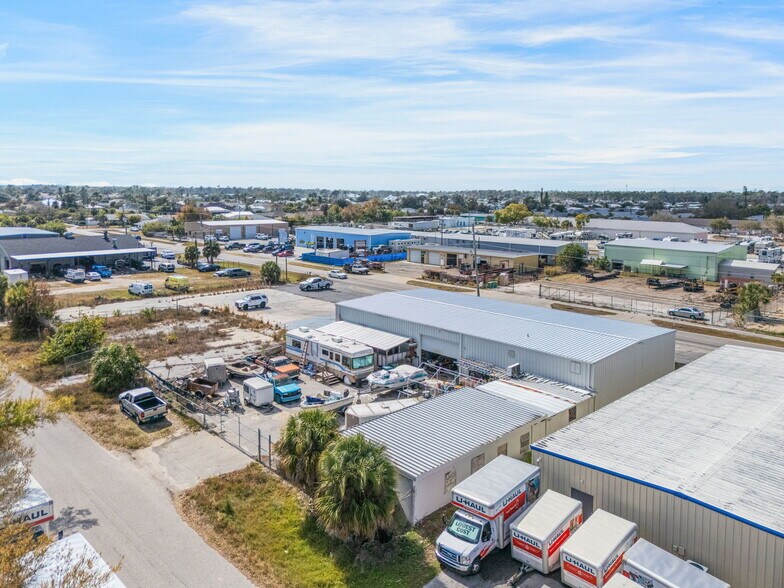 More Photos Of 6478 San Casa Dr, Englewood Warehouse For Lease