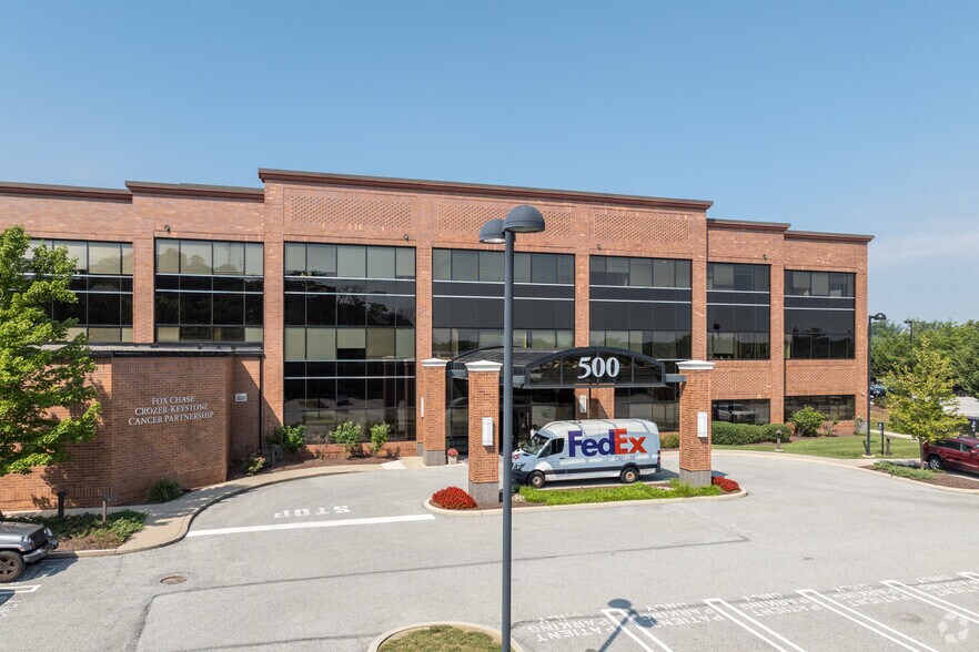 More Photos Of 500 Evergreen Dr, Glen Mills Medical For Lease