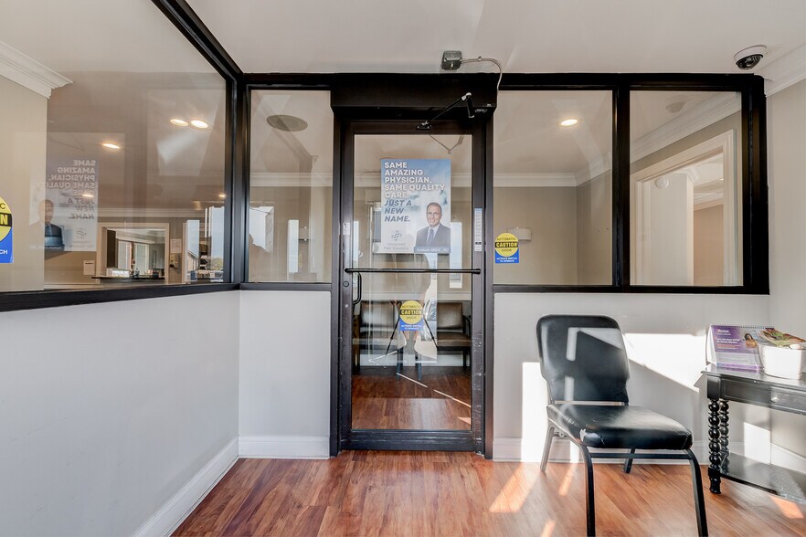 More Photos Of 2824 Mack Rd, Fairfield Loft Creative Space For Sale