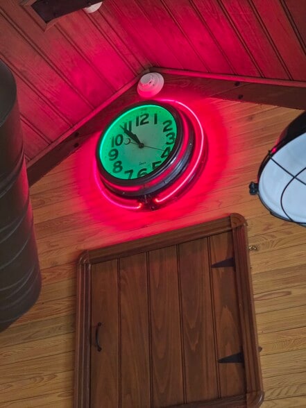 More Photos Of 815-817 Rosedale Dr, New Orleans Office For Sale