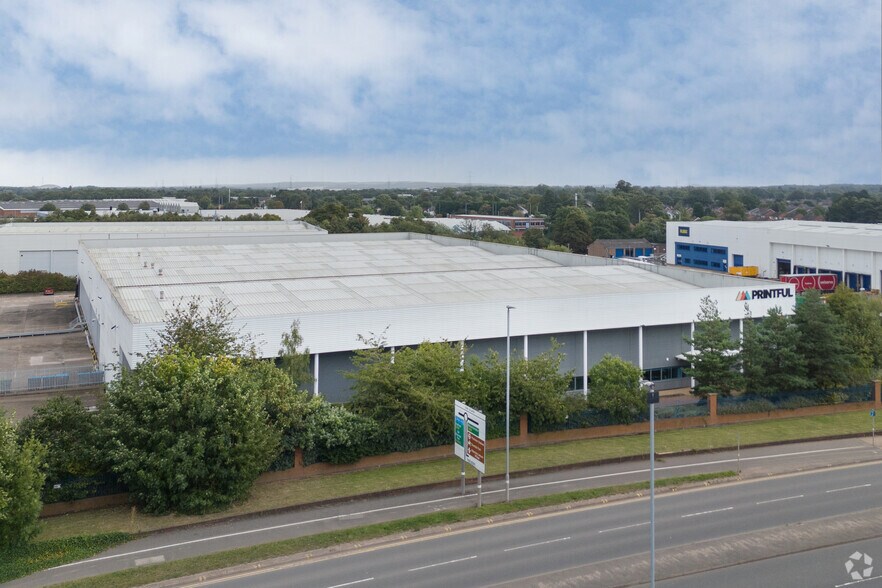 More Photos Of Headway Rd, Wolverhampton Light Manufacturing For Lease
