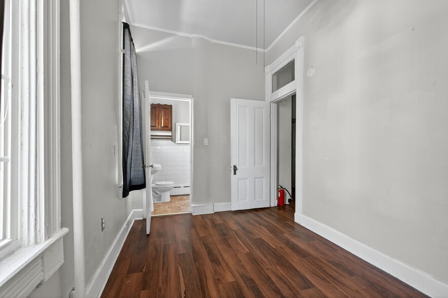 More Photos Of 406 S Armistead Ave, Hampton Apartments For Sale