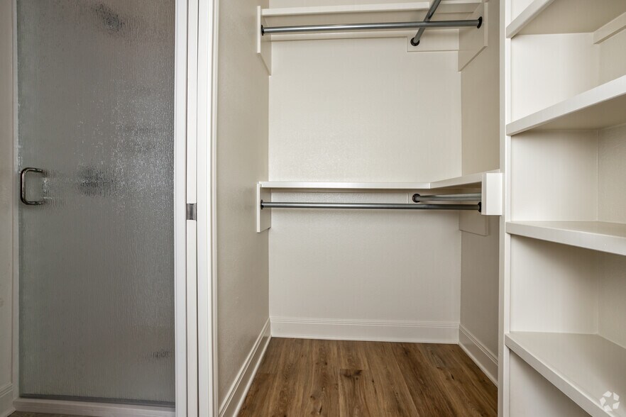 More Photos Of 8406 Cambridge Rd, Tyler Apartments For Sale