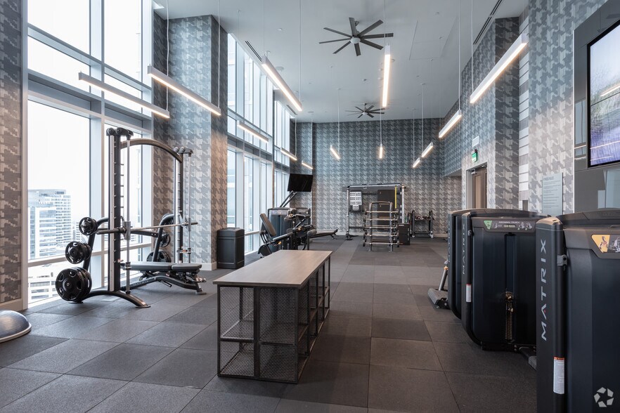 More Photos Of 1747 Tysons Central St, Tysons Apartments For Lease