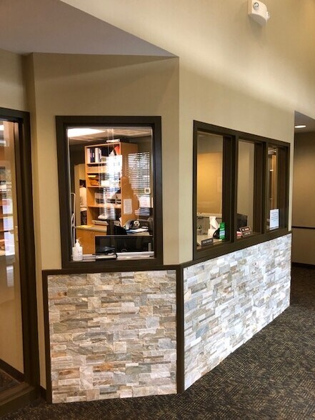 More Photos Of 6483 Transit Rd, East Amherst Medical For Lease