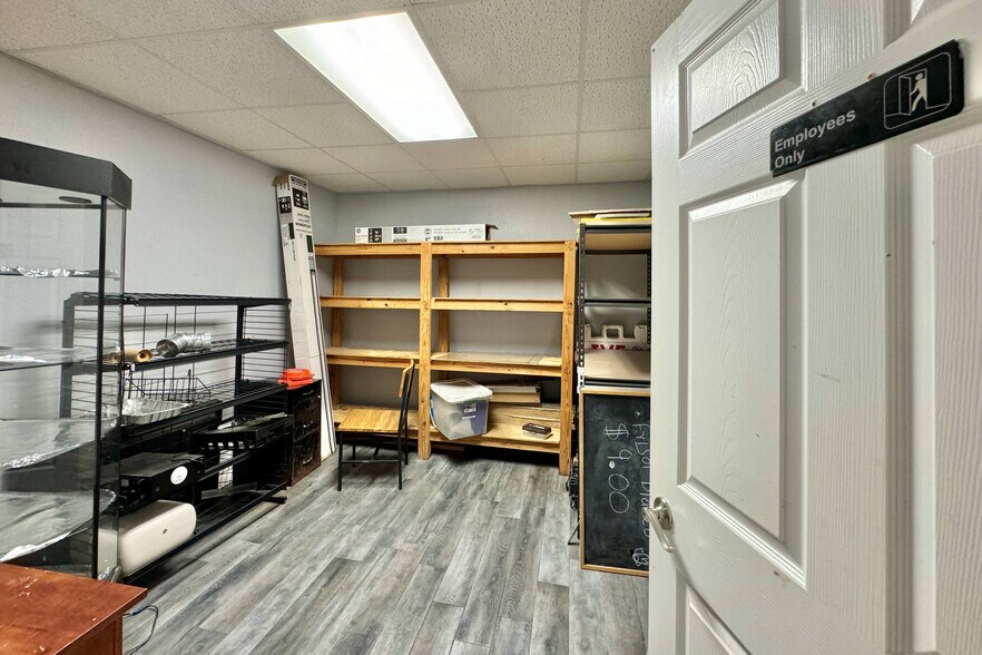 More Photos Of 1480 Washington Blvd, Beaumont Freestanding For Sale