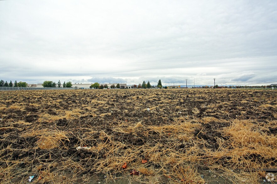 More Photos Of 500 Vaughn Rd, Dixon Land For Sale