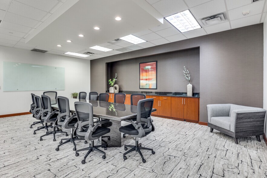 More Photos Of 5048 Tennyson Pky, Plano Office For Lease