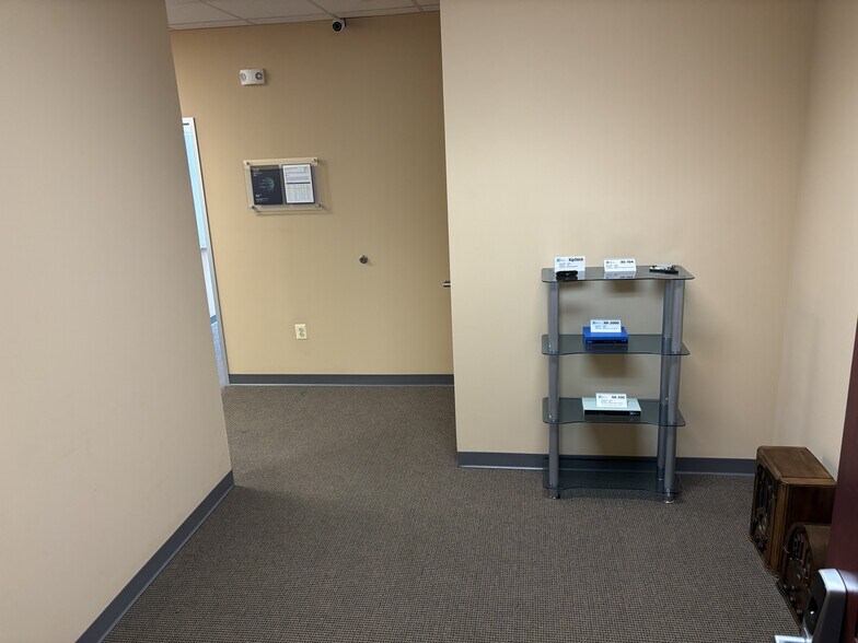 More Photos Of 44790 Maynard Sq, Ashburn Office For Sale