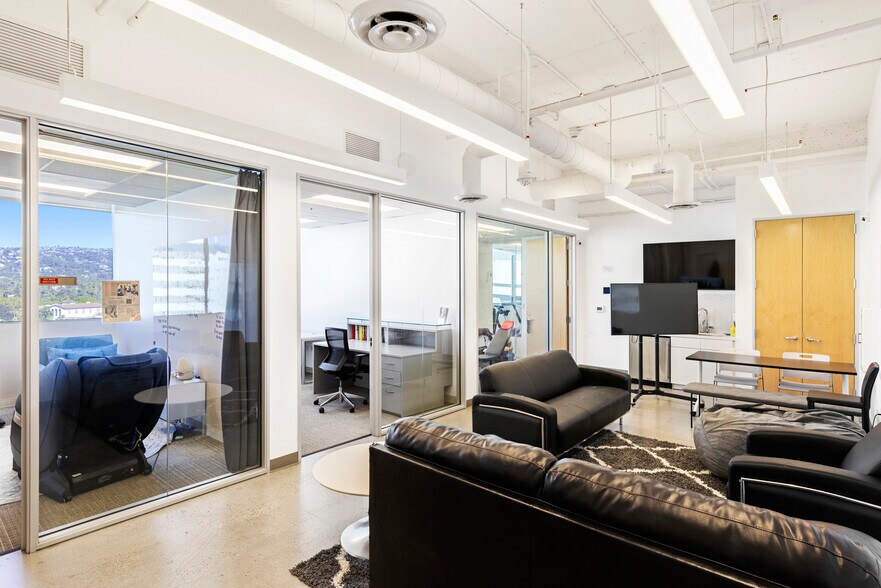 More Photos Of 9701 Wilshire Blvd, Beverly Hills Office For Lease