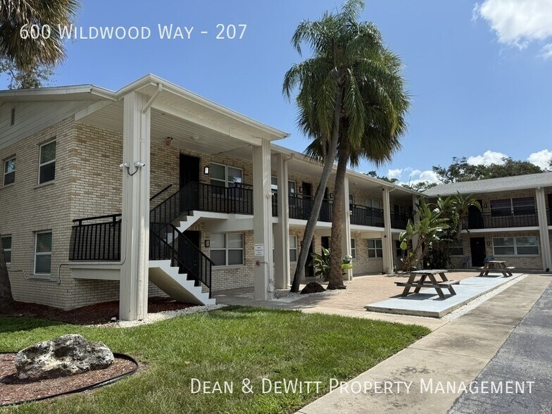 More Photos Of 600 Wildwood Way, Clearwater Apartments For Sale