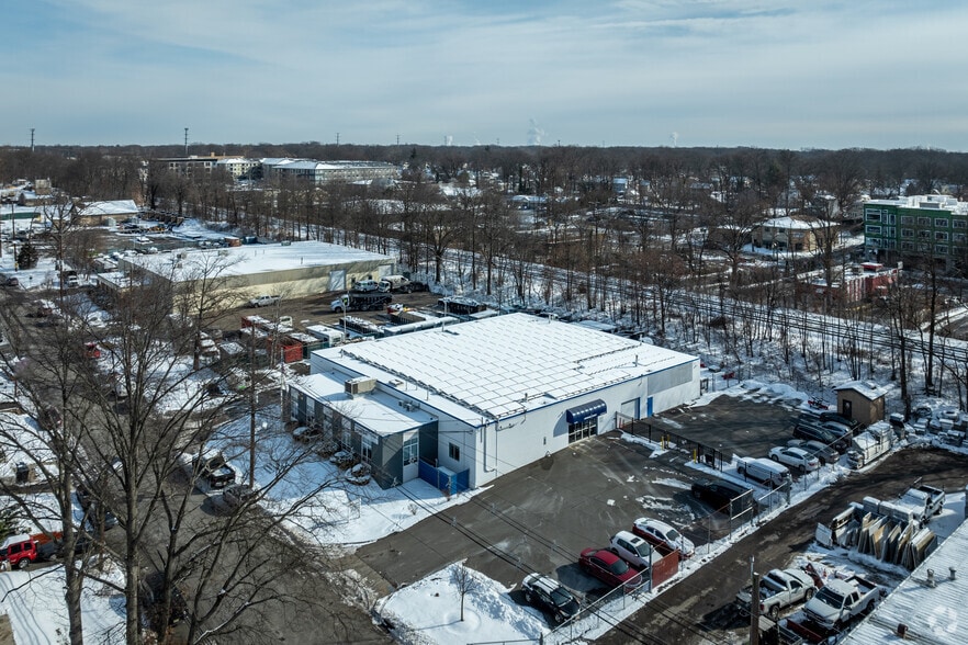 More Photos Of 1242A North Ave, Plainfield Warehouse For Sale