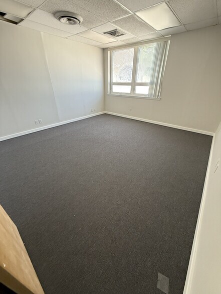 More Photos Of 2222 Morris Ave, Union Township Medical For Lease