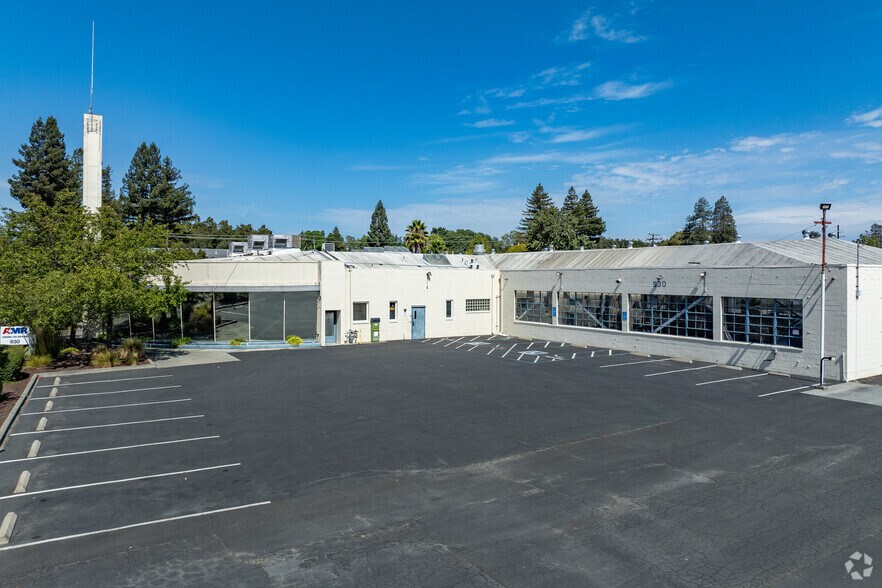 Primary Photo Of 930 S A St, Santa Rosa Freestanding For Lease