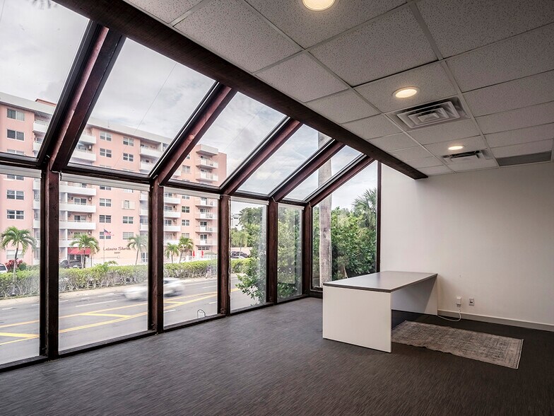 More Photos Of 3200 NE 14th Street Cswy, Pompano Beach Office For Sale