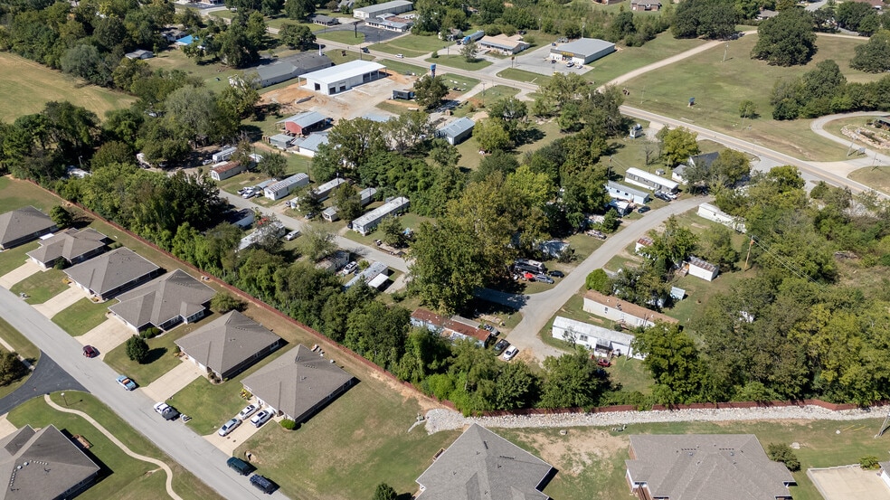 More Photos Of 1326 E 9th St, Mountain Home Manufactured Housing Mobile Home Park For Sale