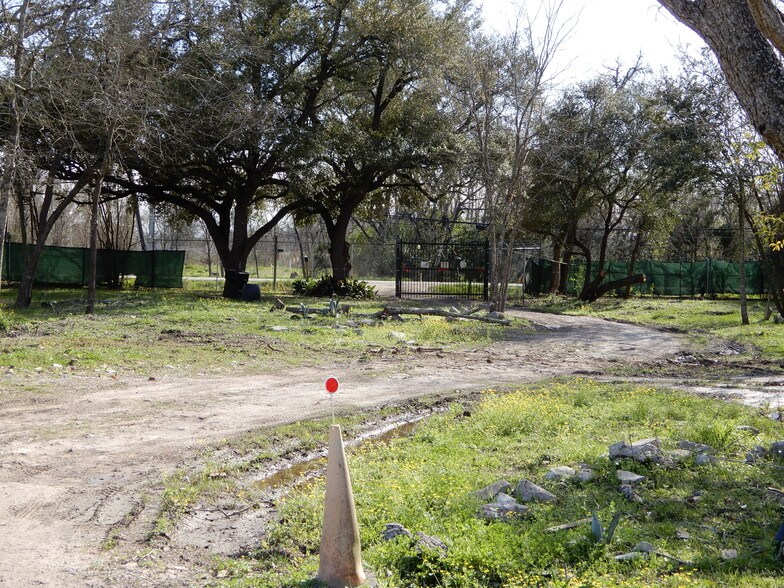 More Photos Of 4805 S Acres Dr, Houston Land For Sale