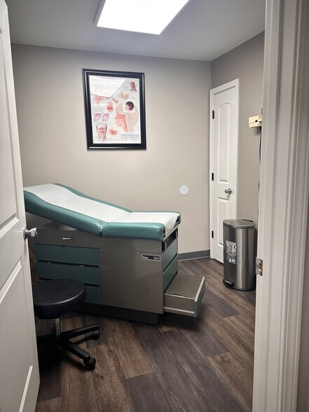 More Photos Of 790 Hist 441 hwy, Demorest Office For Sale