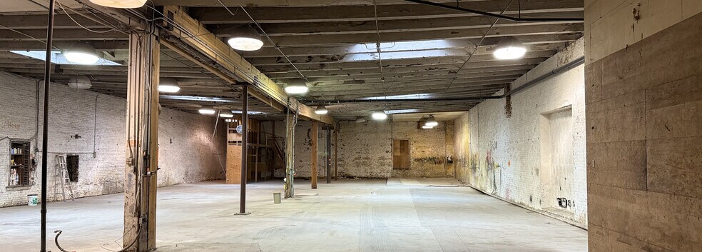 More Photos Of 1420 Broadway, Seattle Warehouse For Lease