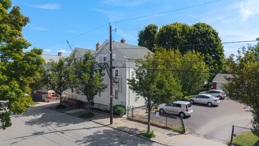More Photos Of 49 Trenton St, Providence Apartments For Sale