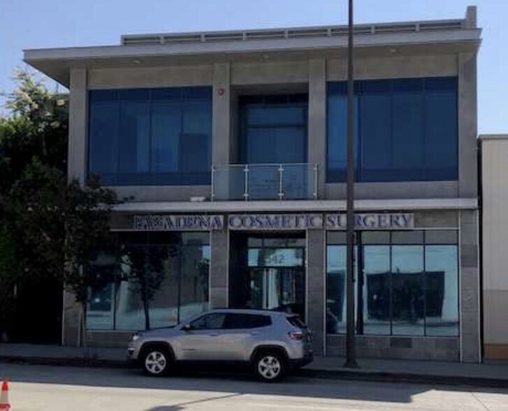 Primary Photo Of 542 S Fair Oaks Ave, Pasadena Medical For Lease