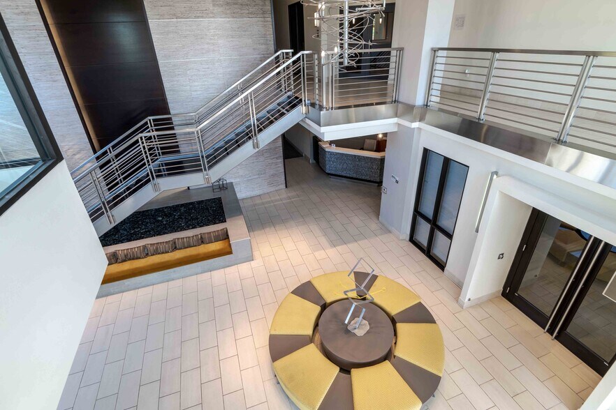 More Photos Of 101 N Wolfe St, Baltimore Apartments For Lease