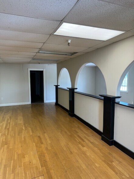 More Photos Of 1140 S Joplin Ave, Tulsa Manufacturing For Lease