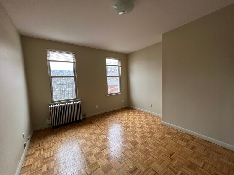 More Photos Of 127 N 4th St, Brooklyn Apartments For Sale