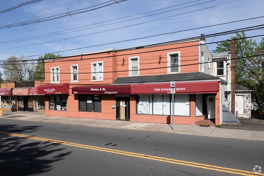 540548 Grand Ave, Englewood, NJ 07631 Retail For Lease