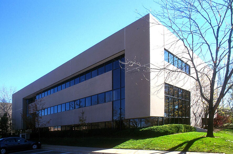 Primary Photo Of 2629 Redwing Rd, Fort Collins Office For Sale