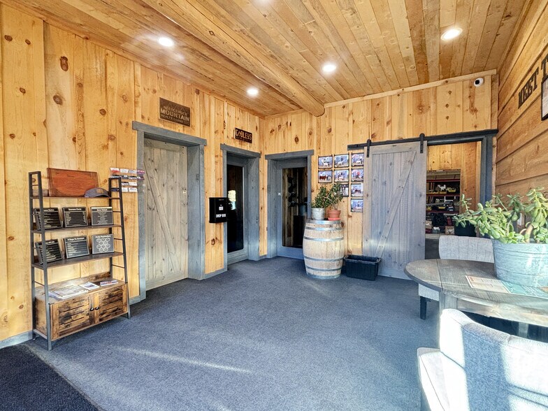 More Photos Of 350-352 E Bridge St, Hotchkiss Office For Sale