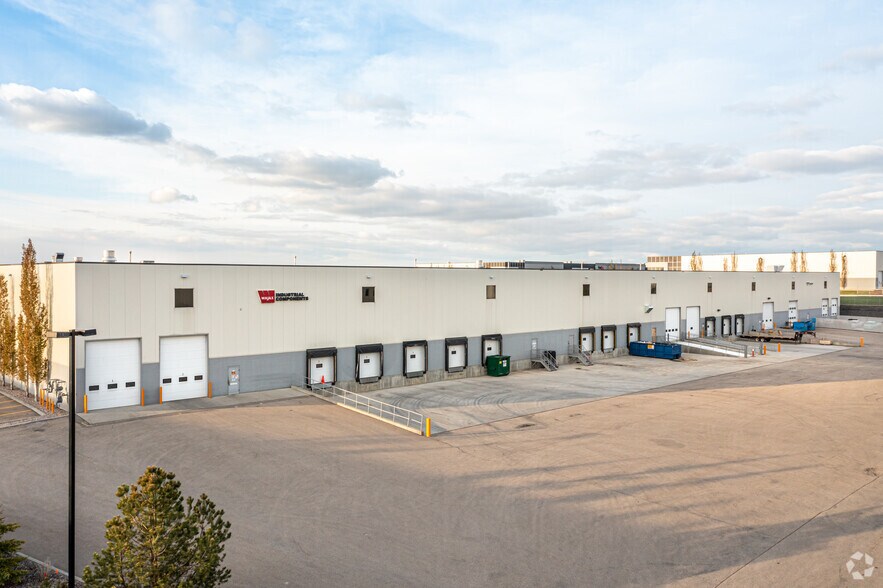 More Photos Of 6340-6356 Roper Rd NW, Edmonton Unknown For Lease