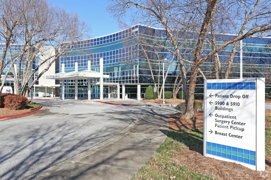 More Photos Of 5900 Hillandale Dr, Lithonia Medical For Lease