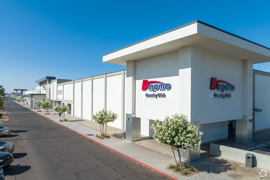 More Photos Of 1262-1342 S Country Club Dr, Mesa General Retail For Lease