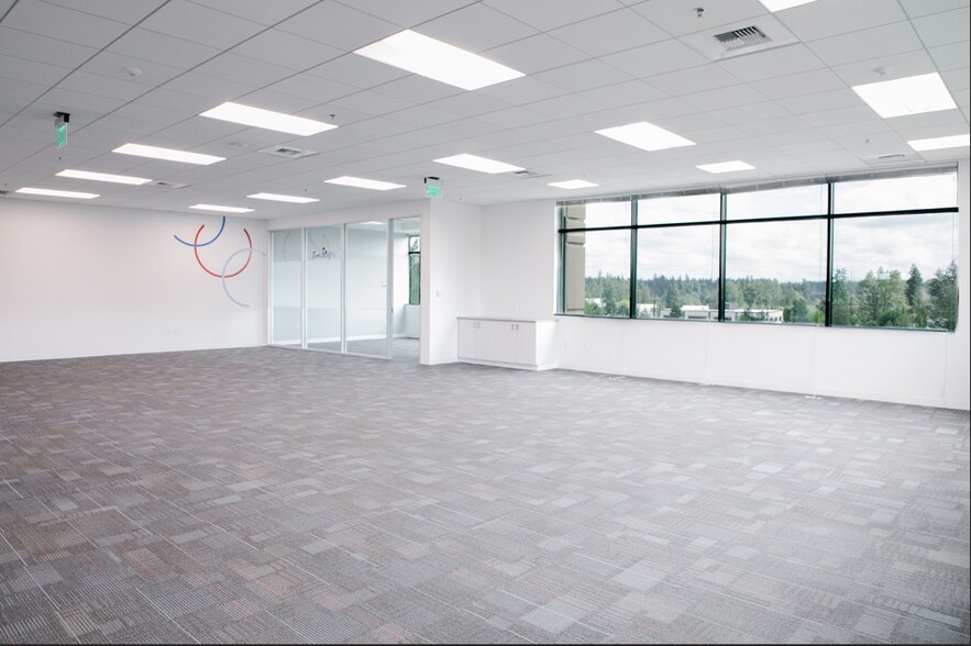 More Photos Of 32125 32nd Ave S, Federal Way Office For Sale