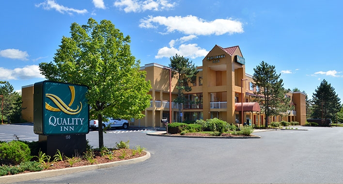 Primary Photo Of 84 S Park Dr, Colchester Hotel For Sale